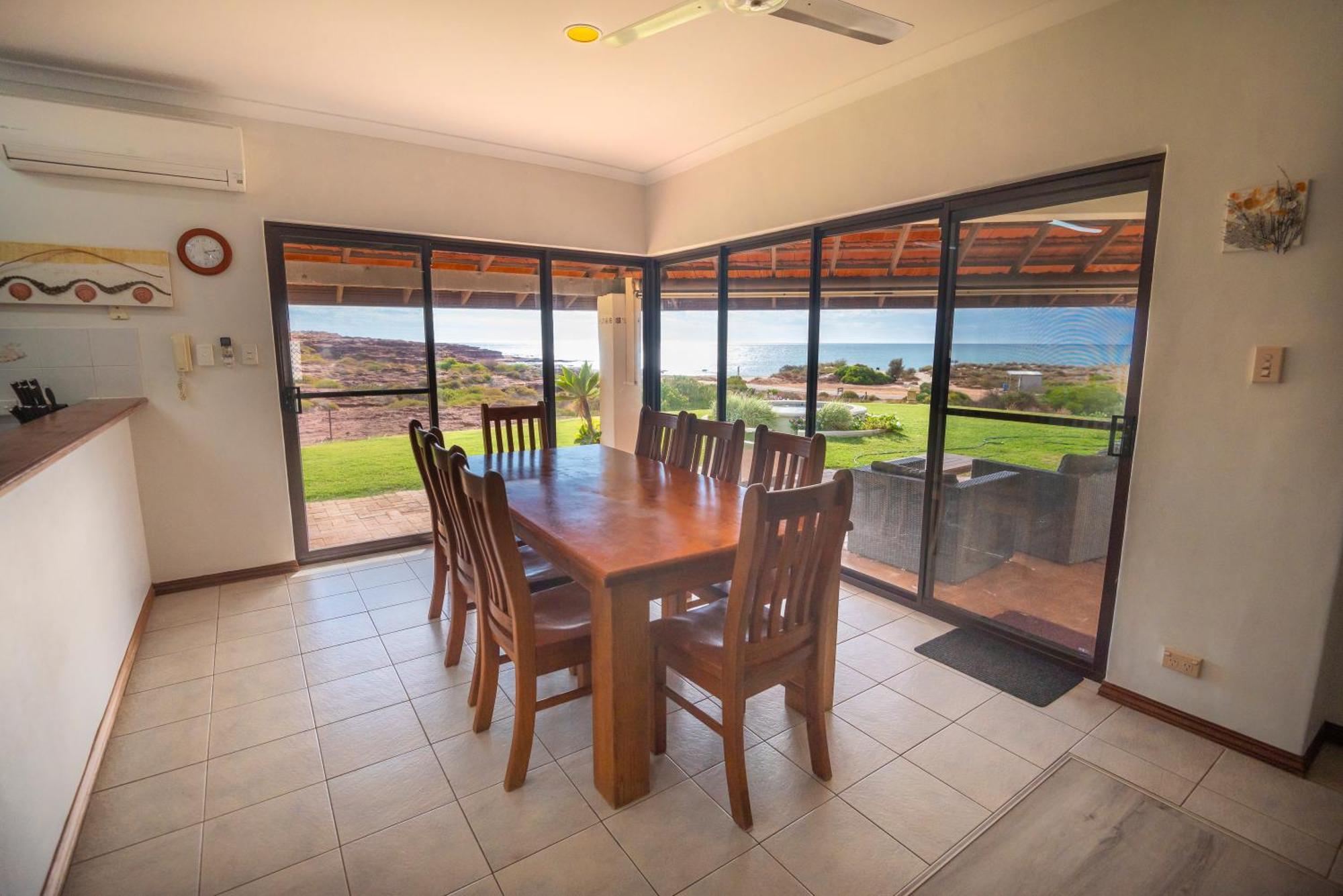 Kalbarri Red Bluff Tourist Park Hotel Exterior photo