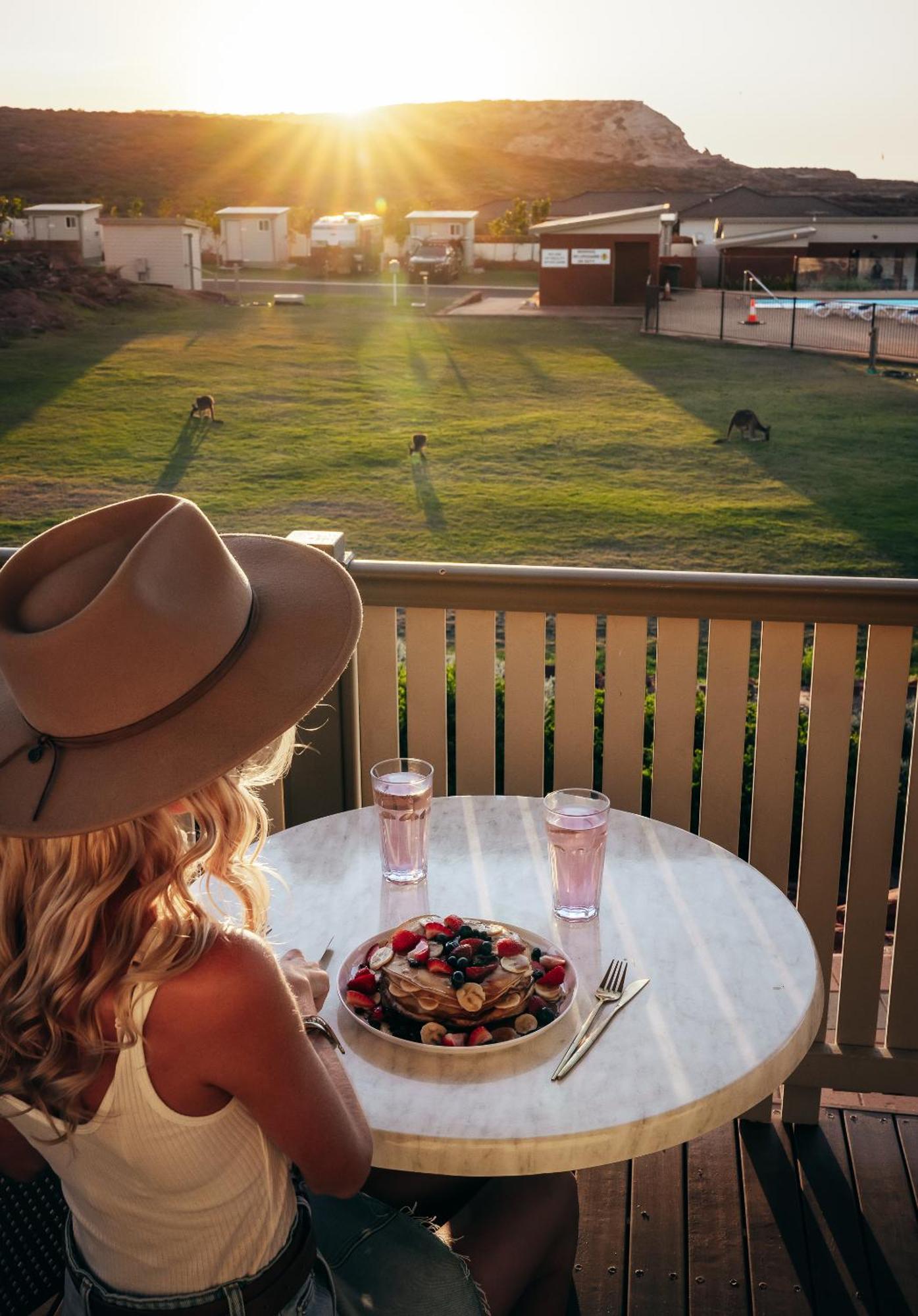 Kalbarri Red Bluff Tourist Park Hotel Exterior photo